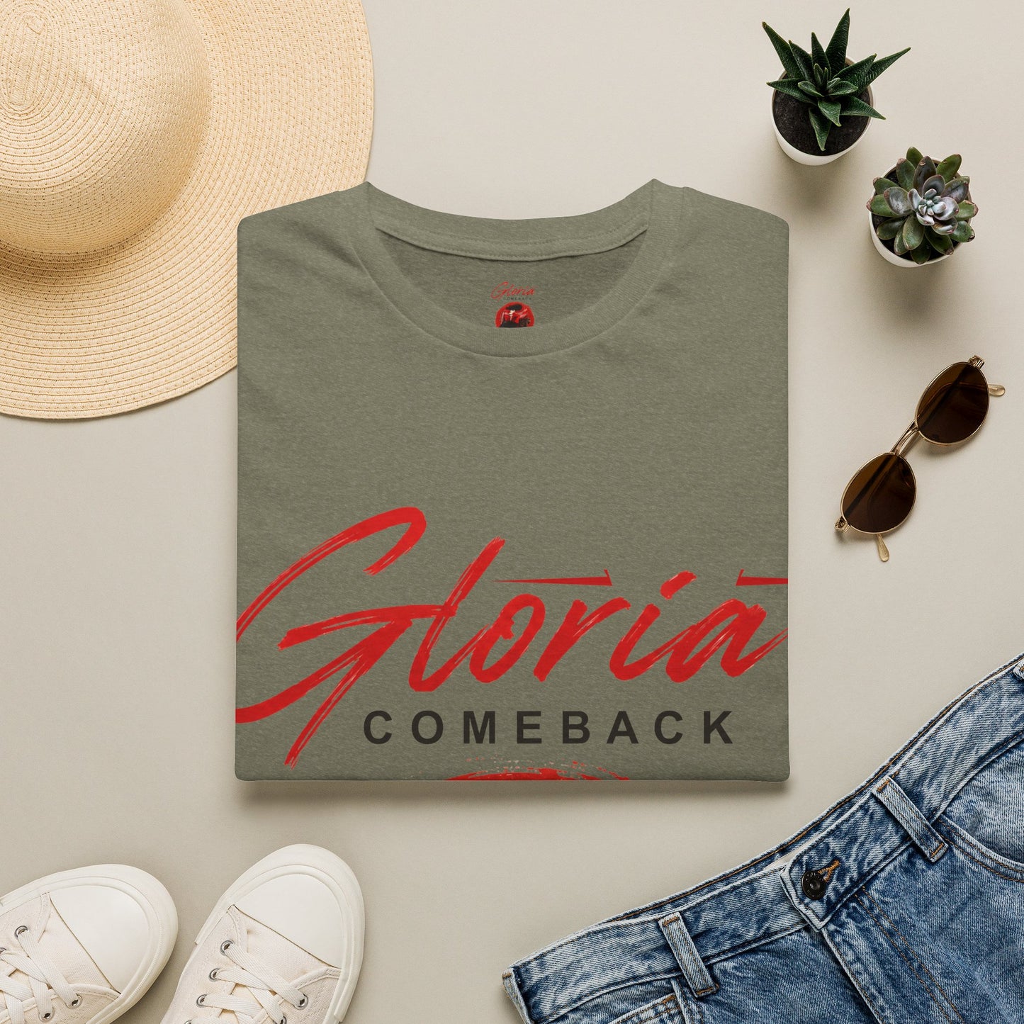 Gloria Comeback T-Shirt — Retro Red Script Graphic Tee