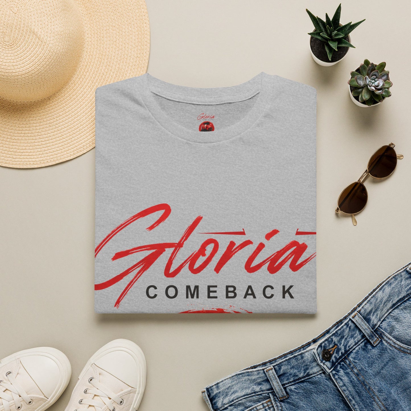 Gloria Comeback T-Shirt — Retro Red Script Graphic Tee